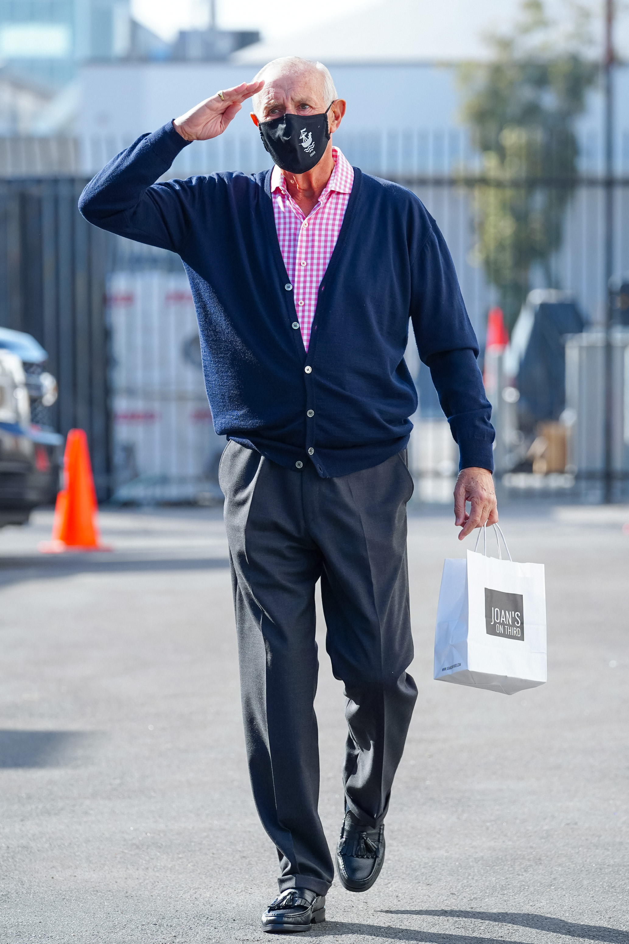 Len Goodman spotted at the "Dancing with the Stars" rehearsal studio in Los Angeles, 2021 | Source: Getty Images