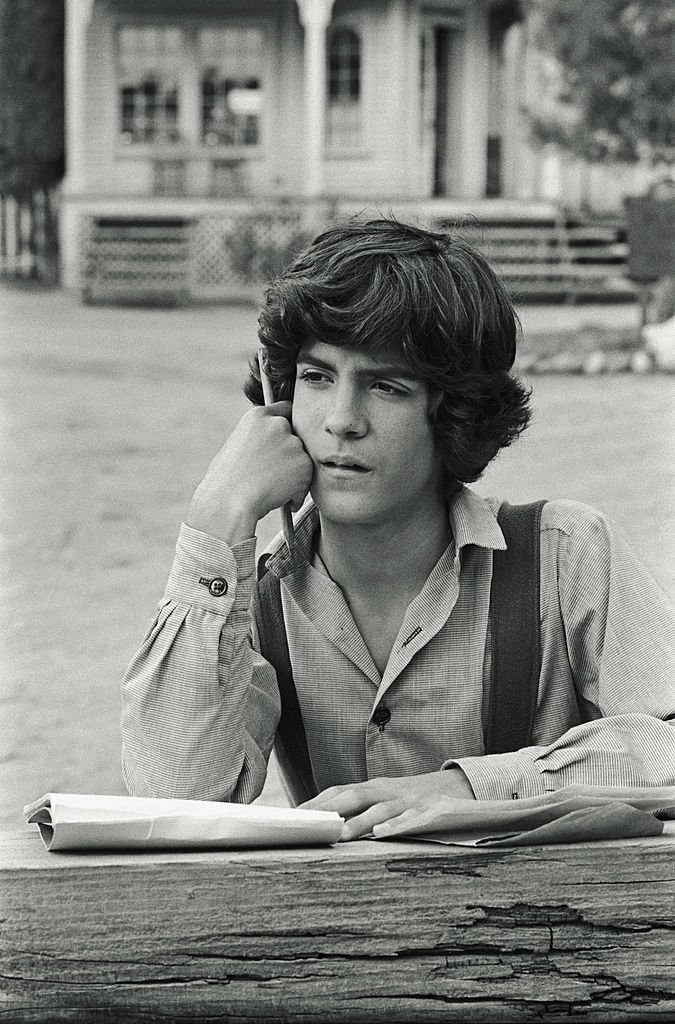 Matthew Labyorteaux as Albert Quinn Ingalls on the "Little House on the Prairie" set on October 15, 1980 | Source: Getty Images