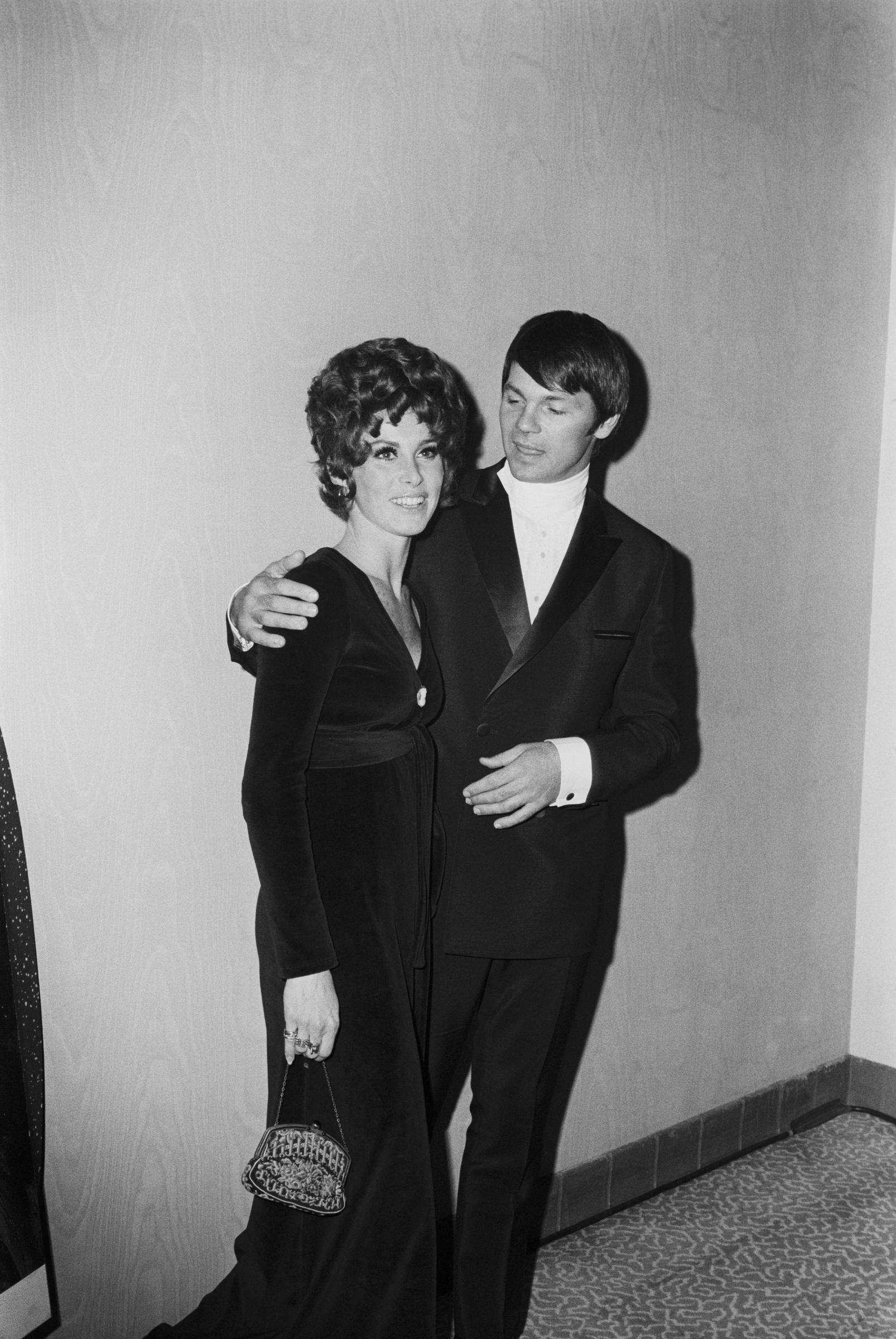 The actress and Gary Lockwood photographed at a formal event on January 1, 1970, in New York. | Source: Getty Images