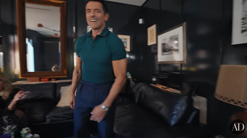 Mark Consuelos in his cigar room, dated December 10, 2024 | Source: YouTube/@Archdigest