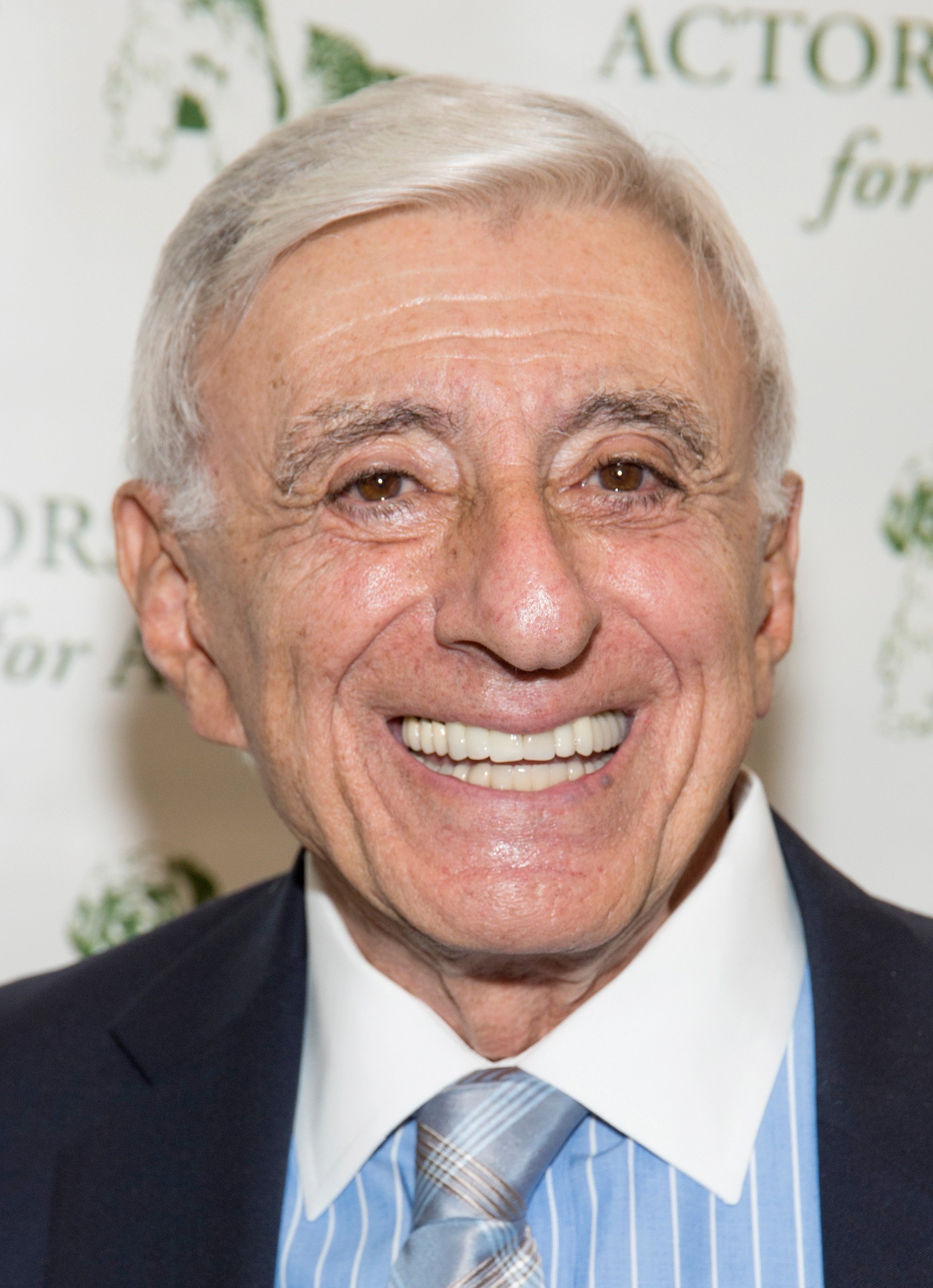 Actor Jamie Farr at the 'Joy To The Animals' luncheon and fundraiser at Universal City Hilton & Towers on December 4, 2016 in Universal City, California. | Source: Getty Images