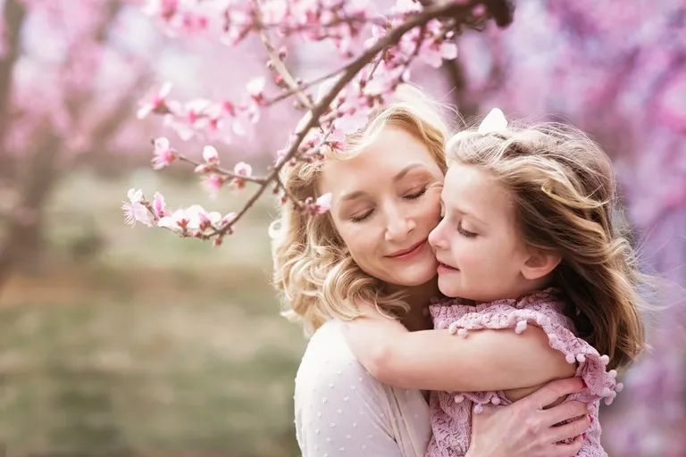 Joyce was sentimental about letting go of her darling daughter. | Photo: Unsplash