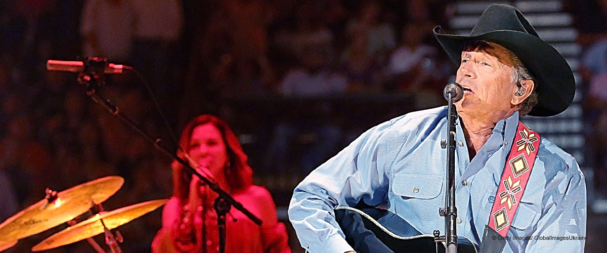 Video of George Strait Performing on Stage with His Little Grandson Melts People’s Heart