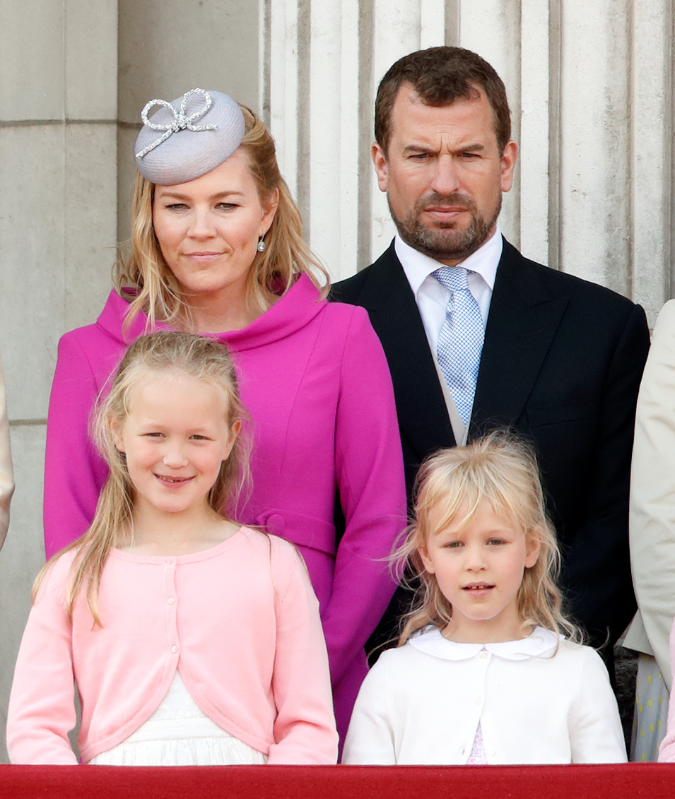 Autumn Phillips, Peter Phillips with their daughters Savannah and Isla at the balcony of Buckingham Palace during Trooping The Colour on June 8, 2019 in London, England | Source: Getty Images