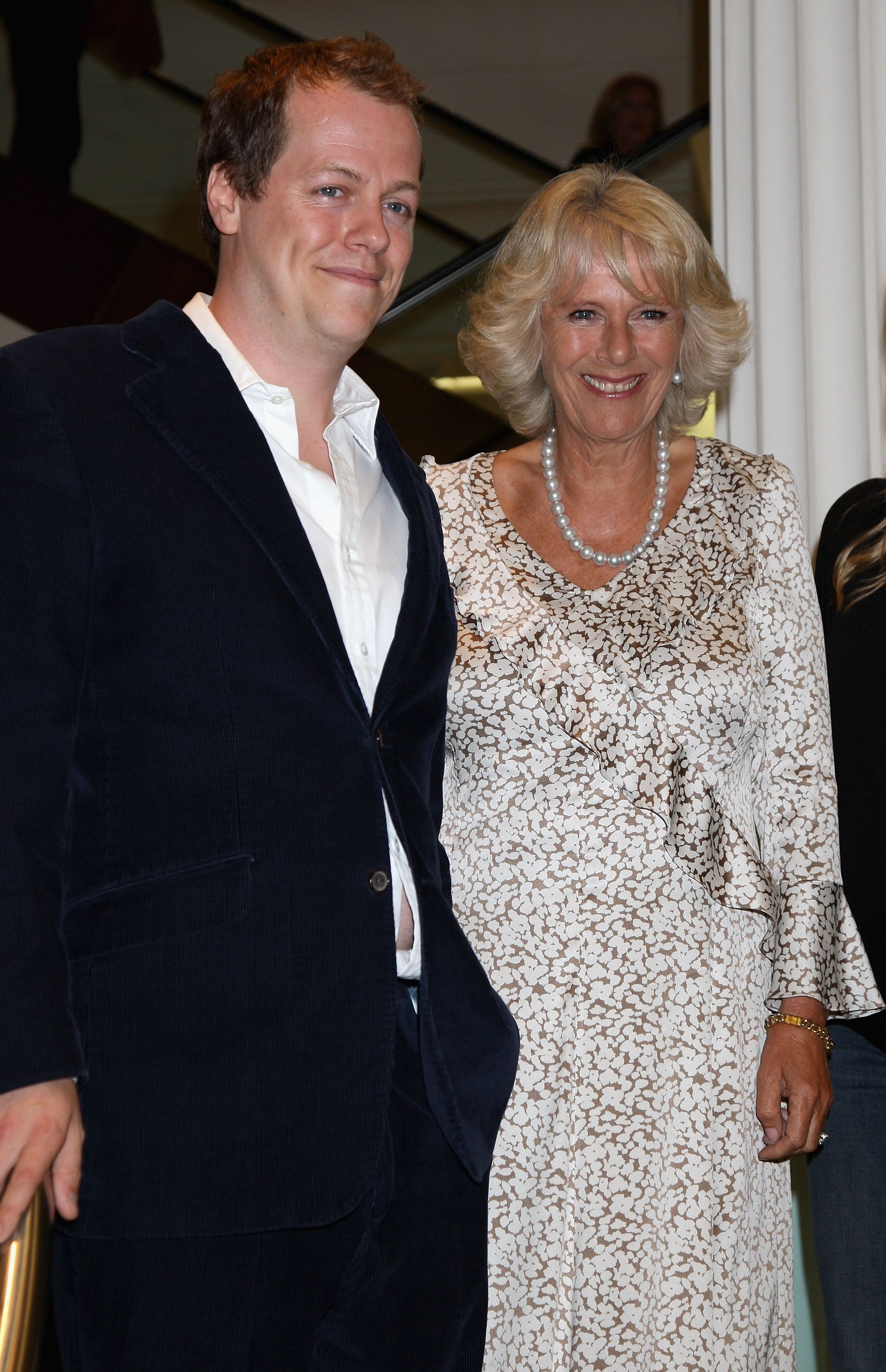 Tom Parker Bowles et SAR Camilla à Selfridges le 9 septembre 2009 à Londres, en Angleterre. | Photo : Getty Images