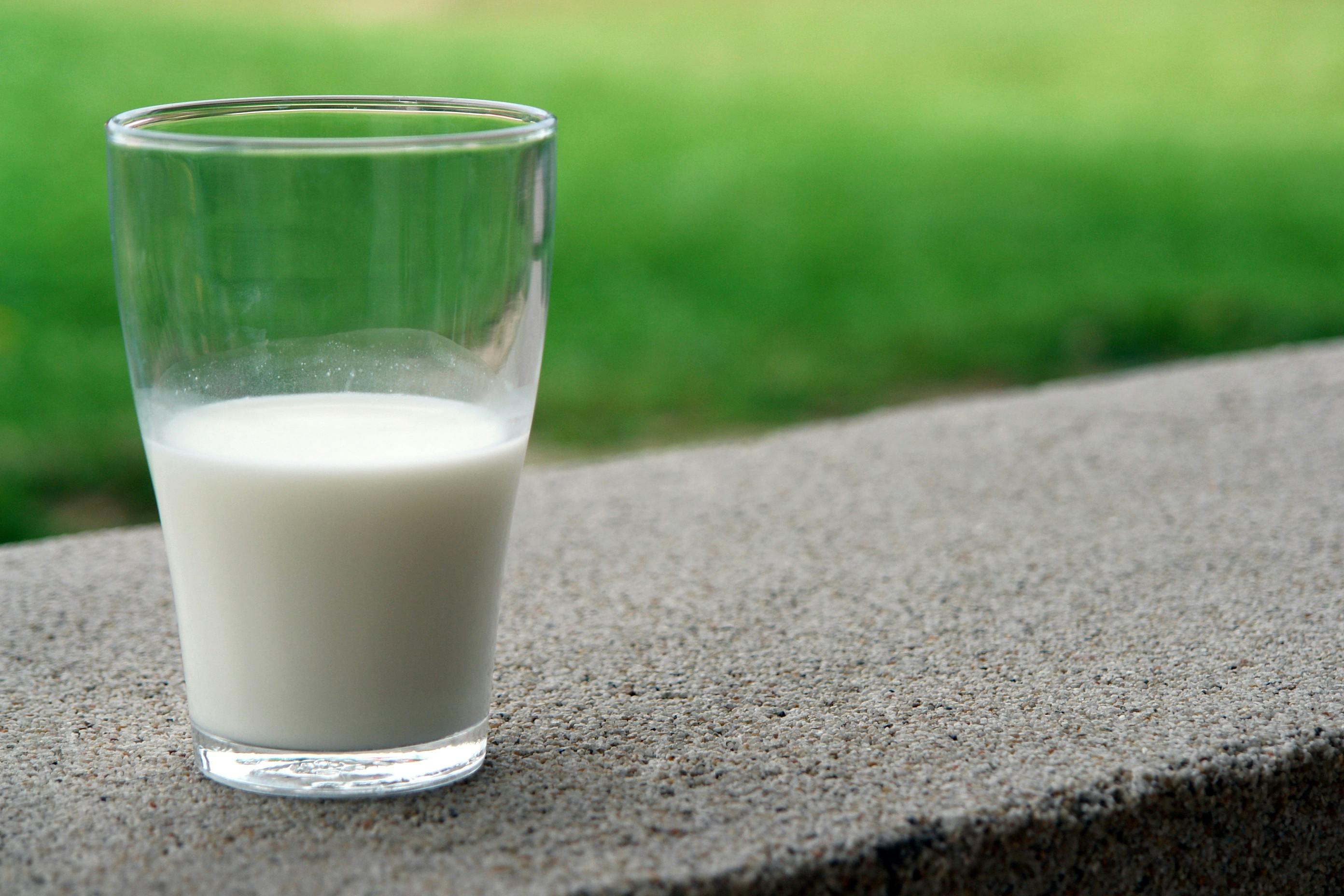 A glass of milk. | Source: Pexels