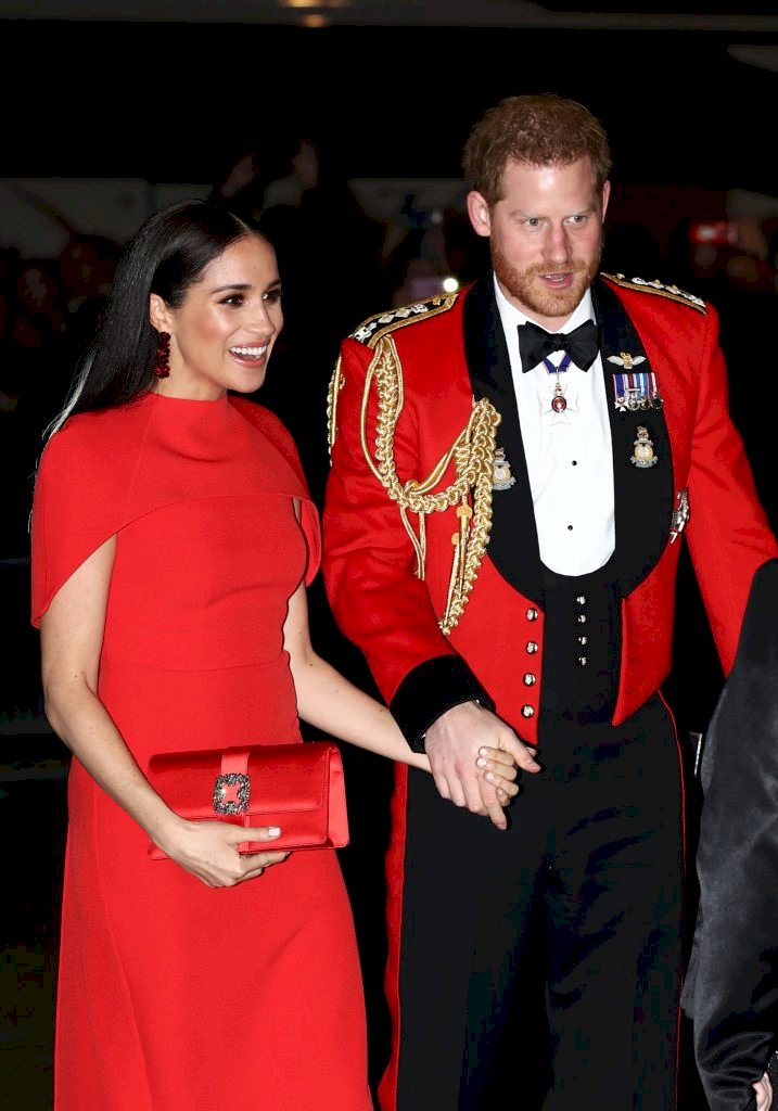 Prince Harry, Duke of Sussex, and Meghan, Duchess of Sussex arrive to attend The Mountbatten Festival of Music Source |  Photo: Getty Images