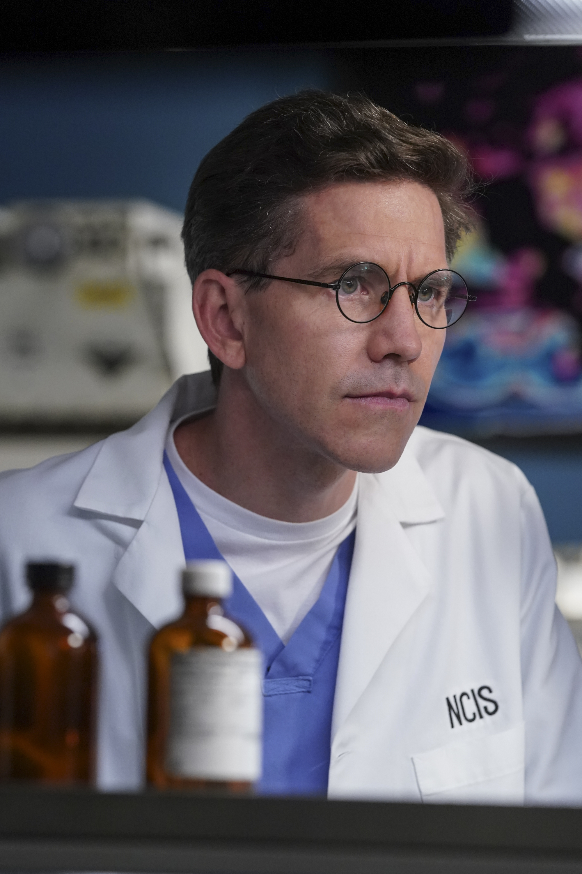 Brian Dietzen as Dr. Jimmy Palmer on the set of "NCIS" in 2019. | Source: Getty Images