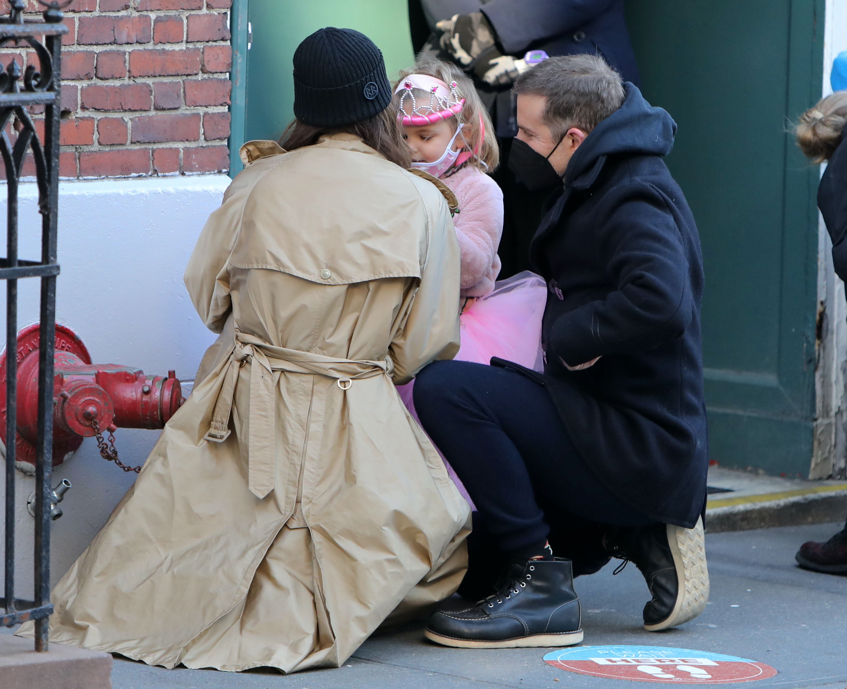 Irina Shayk and Bradley Cooper spotted out with Lea De Seine Shayk Cooper in New York City on March 19, 2021. | Source: Getty Images