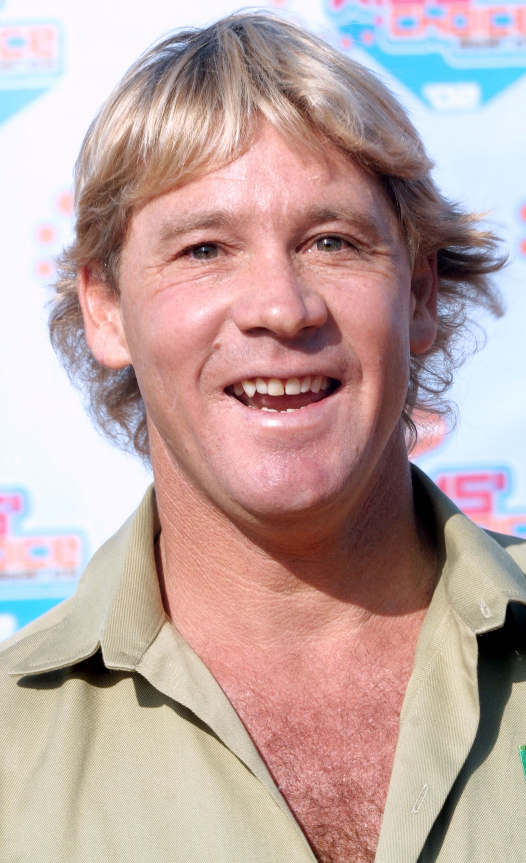  Steve Irwin "Crock Man" attends the Nickelodeon's 15th Annual Kids'' Choice Awards April 20, 2002 in Santa Monica, CA. Kids cast more than 17 million votes for their favorites in 20 catagories | Photo: Getty Images 