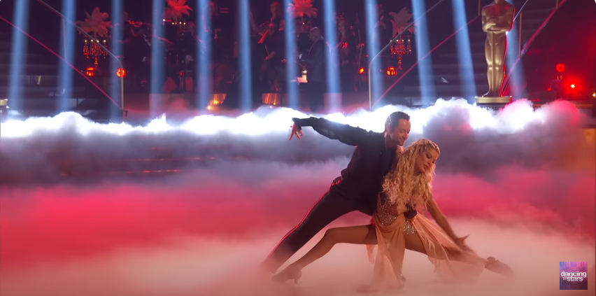 Tori Spelling and Pasha Pashkov performing on "DWTS" from a video posted on September 24, 2024 | Source: YouTube/@dancingwiththestars