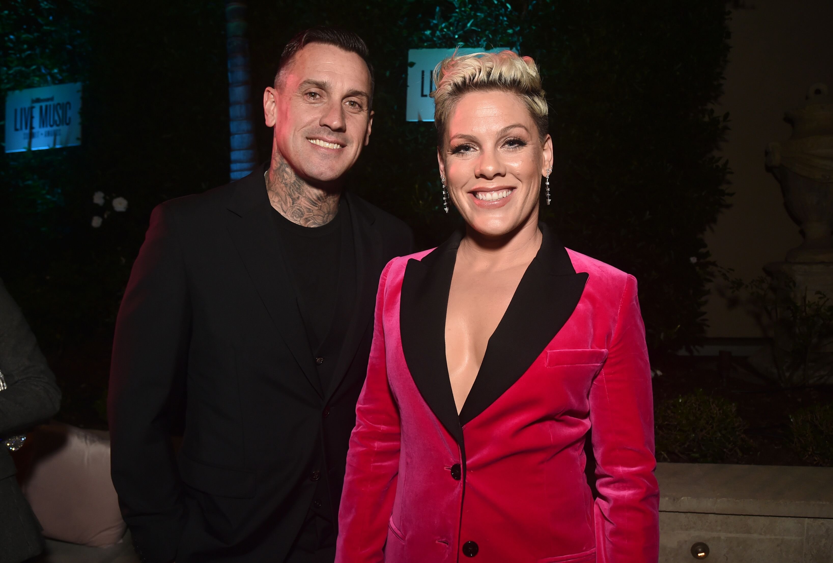 Carey Hart and Pink attend Billboard's 2019 LIve Music Summit and Awards Ceremony at the Montage Hotel on November 05, 2019 | Photo: Getty Images