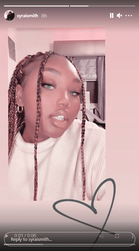 Brandy's daughter Sy'rai makes a cute face staring at the camera. | Photo: Instagram/Syraismith