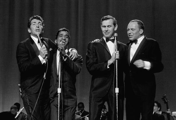 The Rat Pack performing at the Keil Opera House in St. Louis, Missouri, June 20, 1965. | Photo: Getty Images