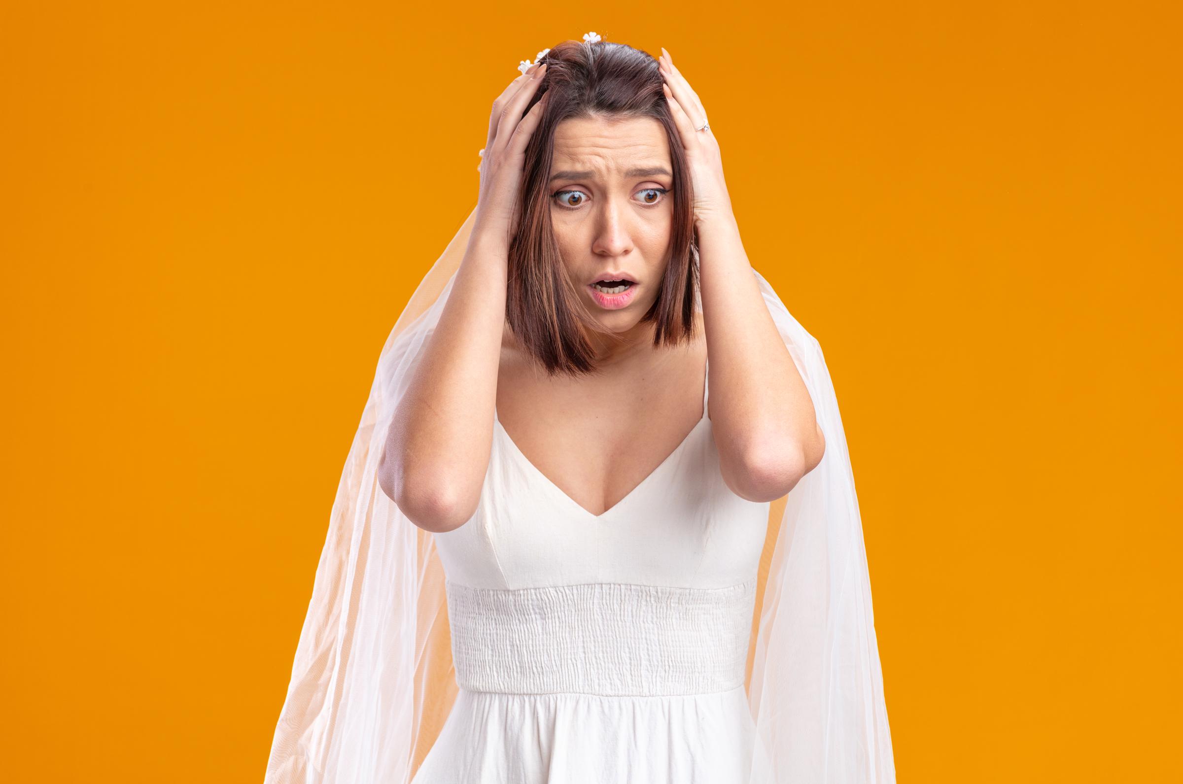 A panicking bride | Source: Freepik