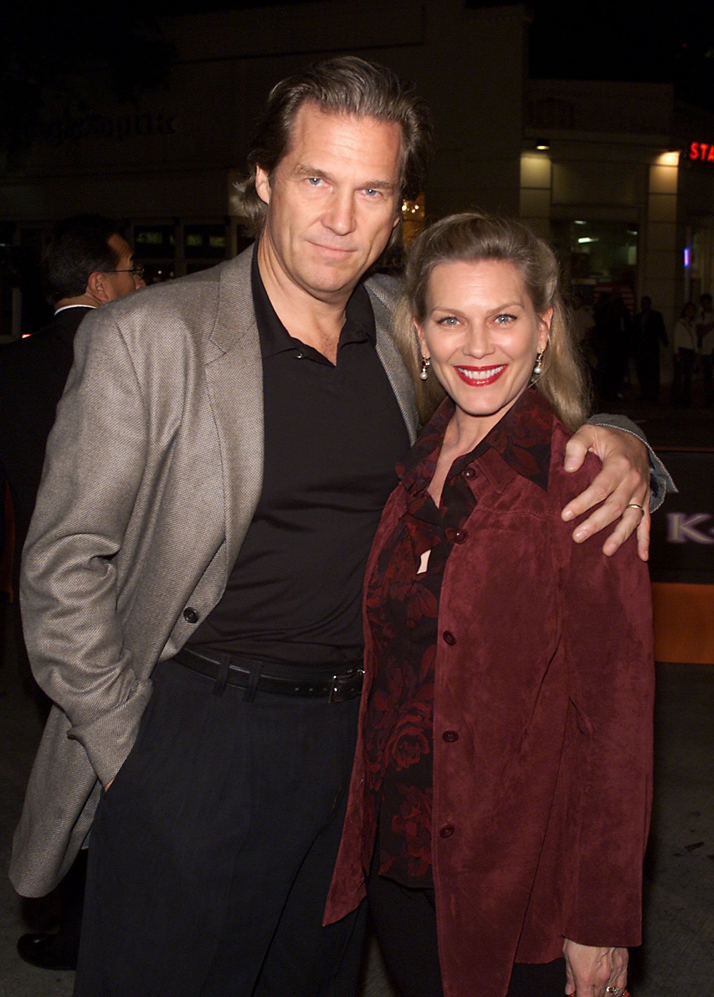 Jeff and Susan Bridges at the premiere of "K-Pax" at the Village Theater in Los Angeles on October 22, 2001. | Source: Getty Images