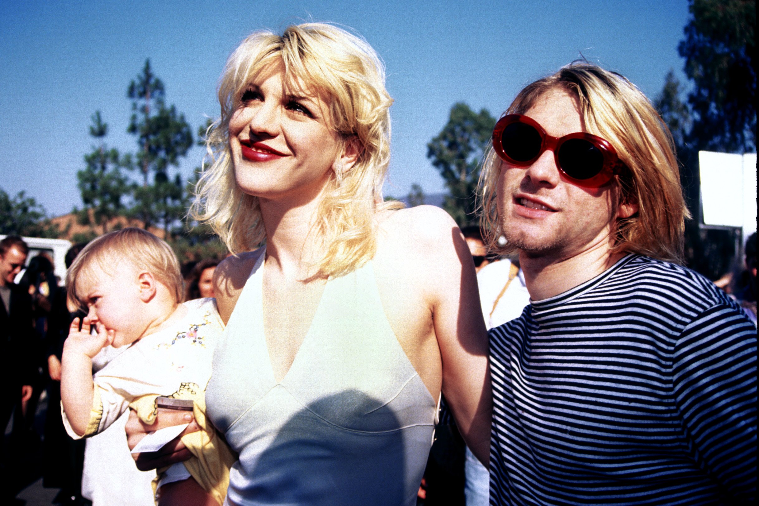 Kurt Cobain, Courtney Love and baby Frances Bean at the 1993 MTV Music Video Awards in Los Angeles on September 2, 1993. | Source: Getty Images