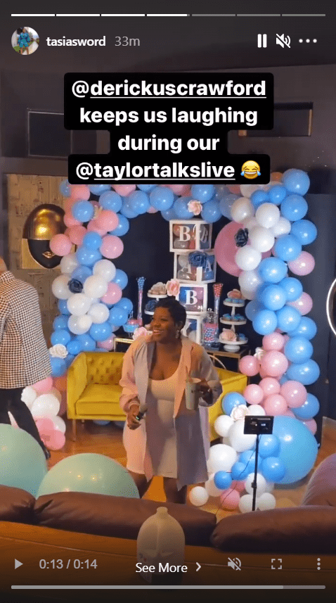 A screenshot from a video of singer Fantasia Barrino showing off her baby bump on her Instagram page | Photo: Instagram/tasiasworld