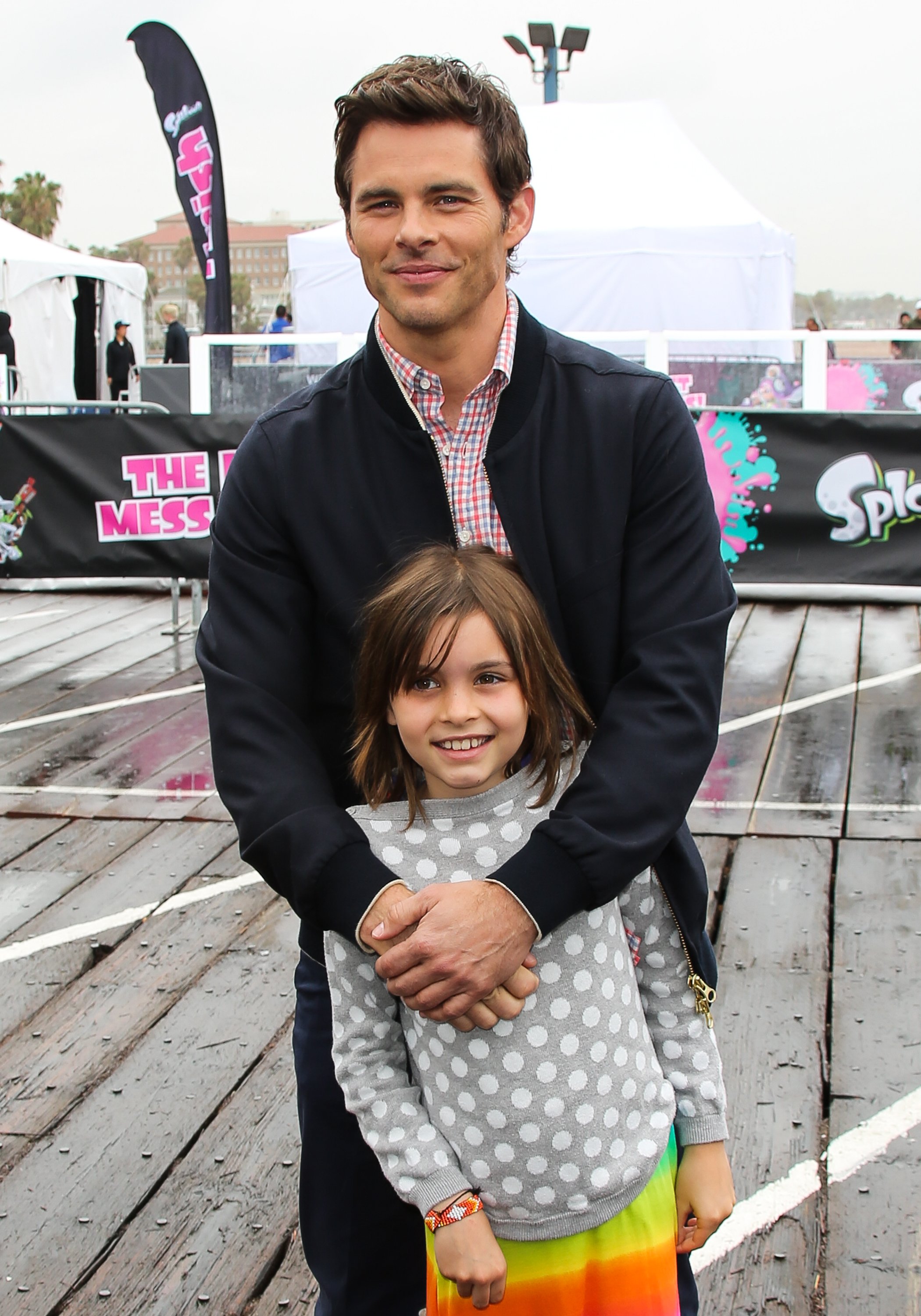 James Marsden with his daughter Mary Marsden at Santa Monica Pier on May 15, 2015, in California. | Source: Getty Images