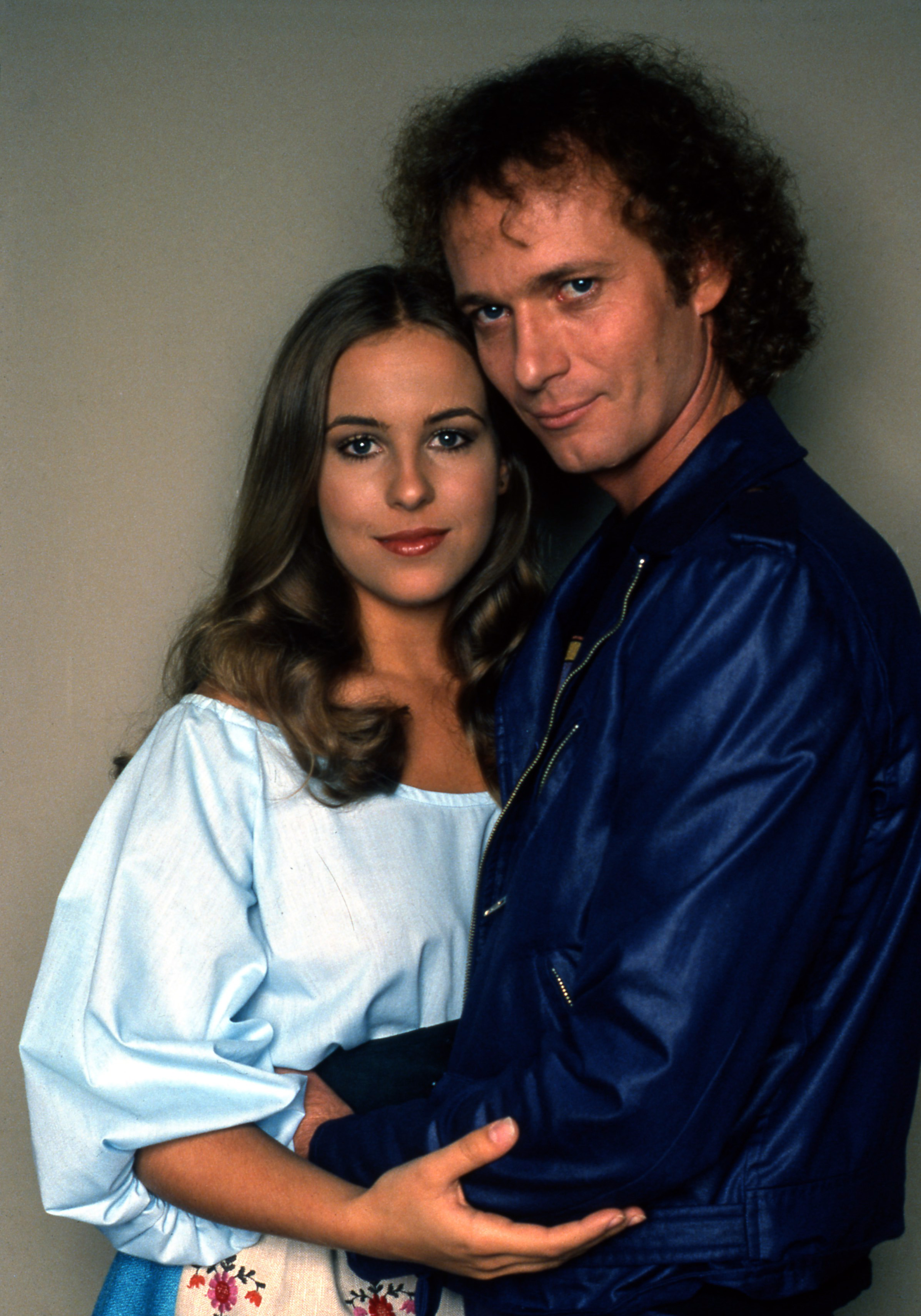 Luke and Laura played by Anthony Geary and Genie Francis pose for a portrait session in circa 1985 in Los Angeles, California. | Source: Getty Images