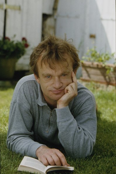 L'acteur dominique pinon à sa maison à l'oise. | Photo : Getty Images