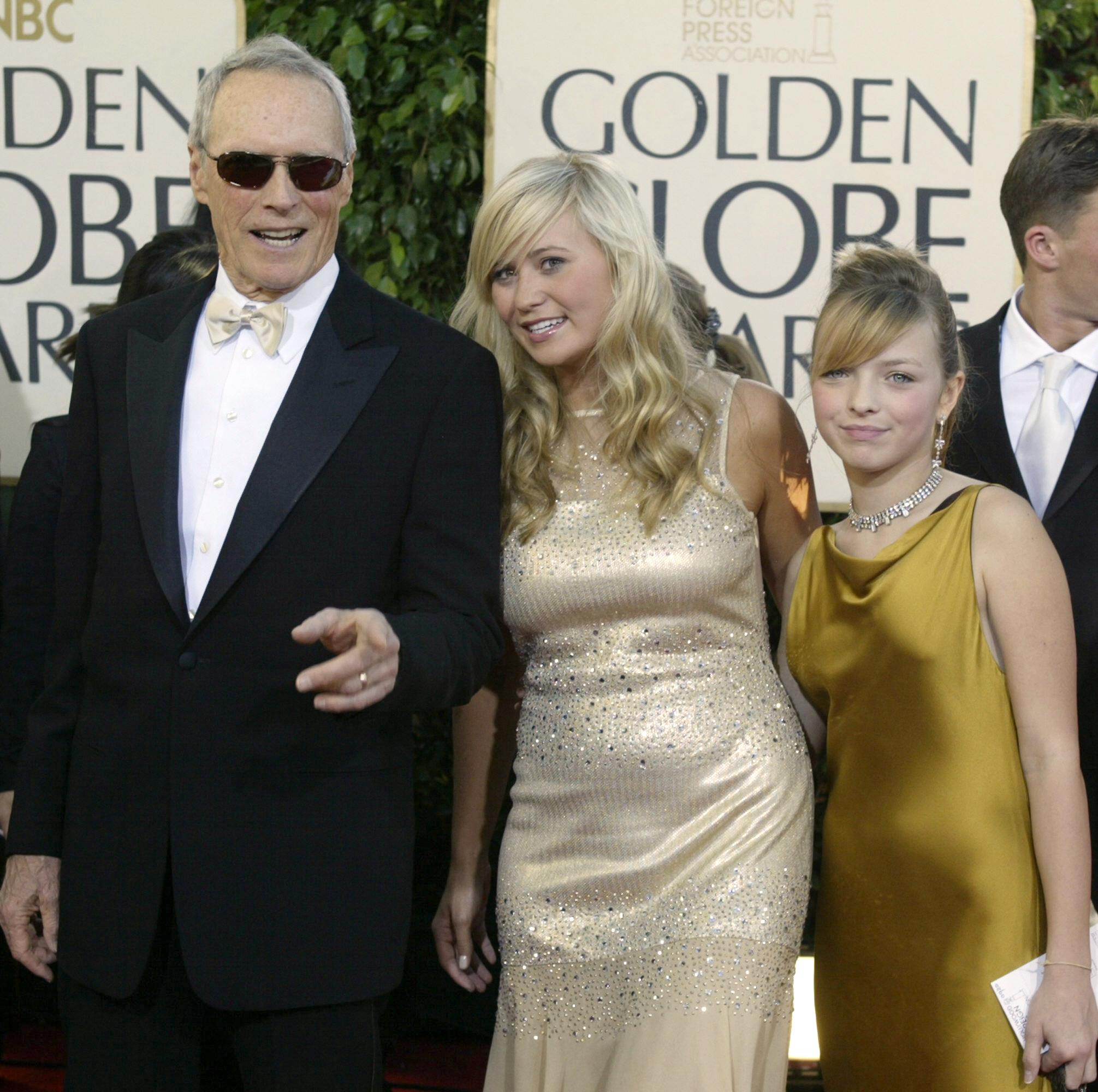 Clint Eastwood with Alison and Kathryn Eastwood at the 62nd annual Golden Globe Awards show on January 16, 2005, in Beverly Hill. | Source: Getty Images
