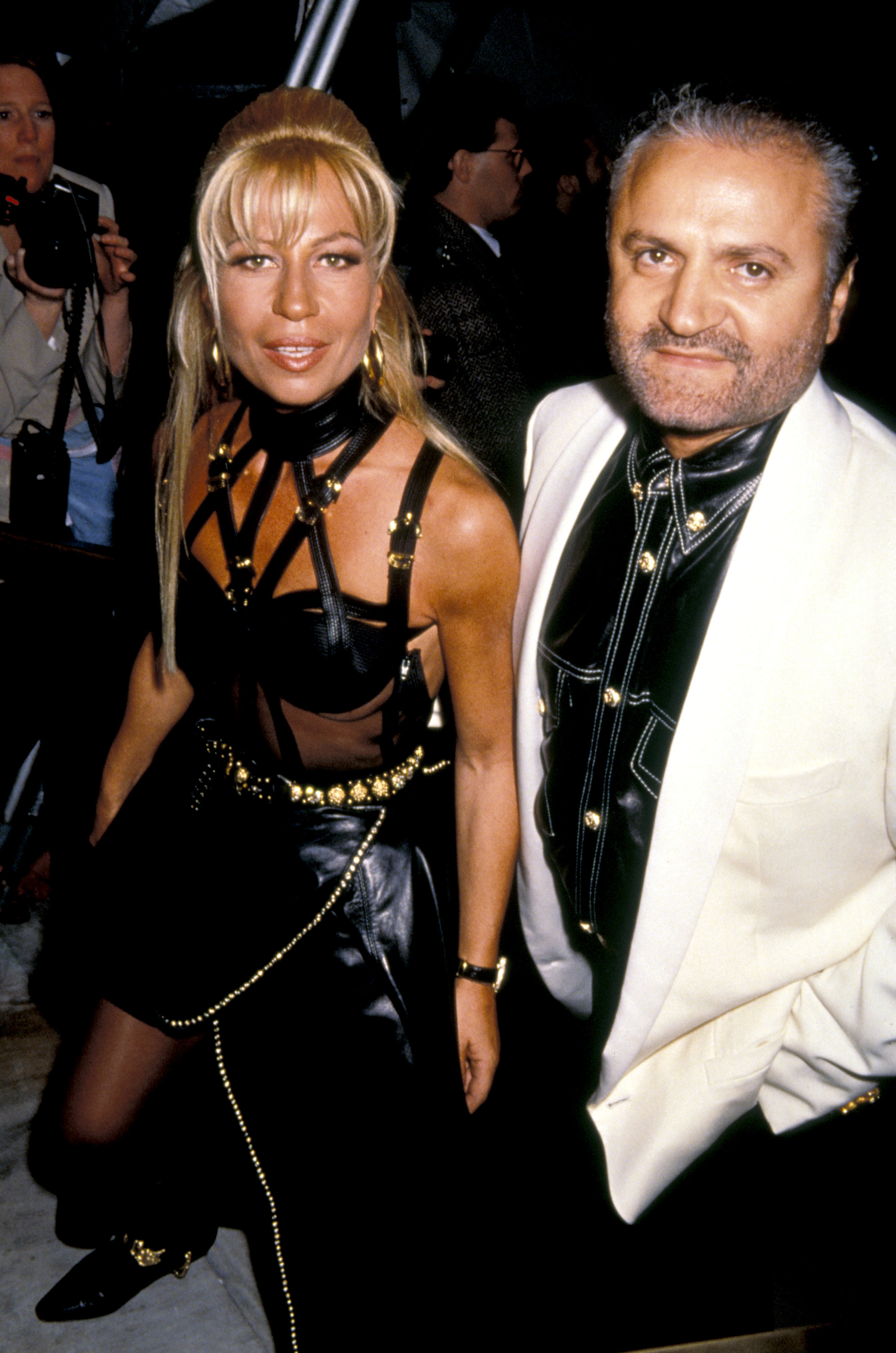 Donatella and Gianni Versace at Vogue Magazine's 100th Anniversary celebration on April 02, 1993 | Source: Getty Images