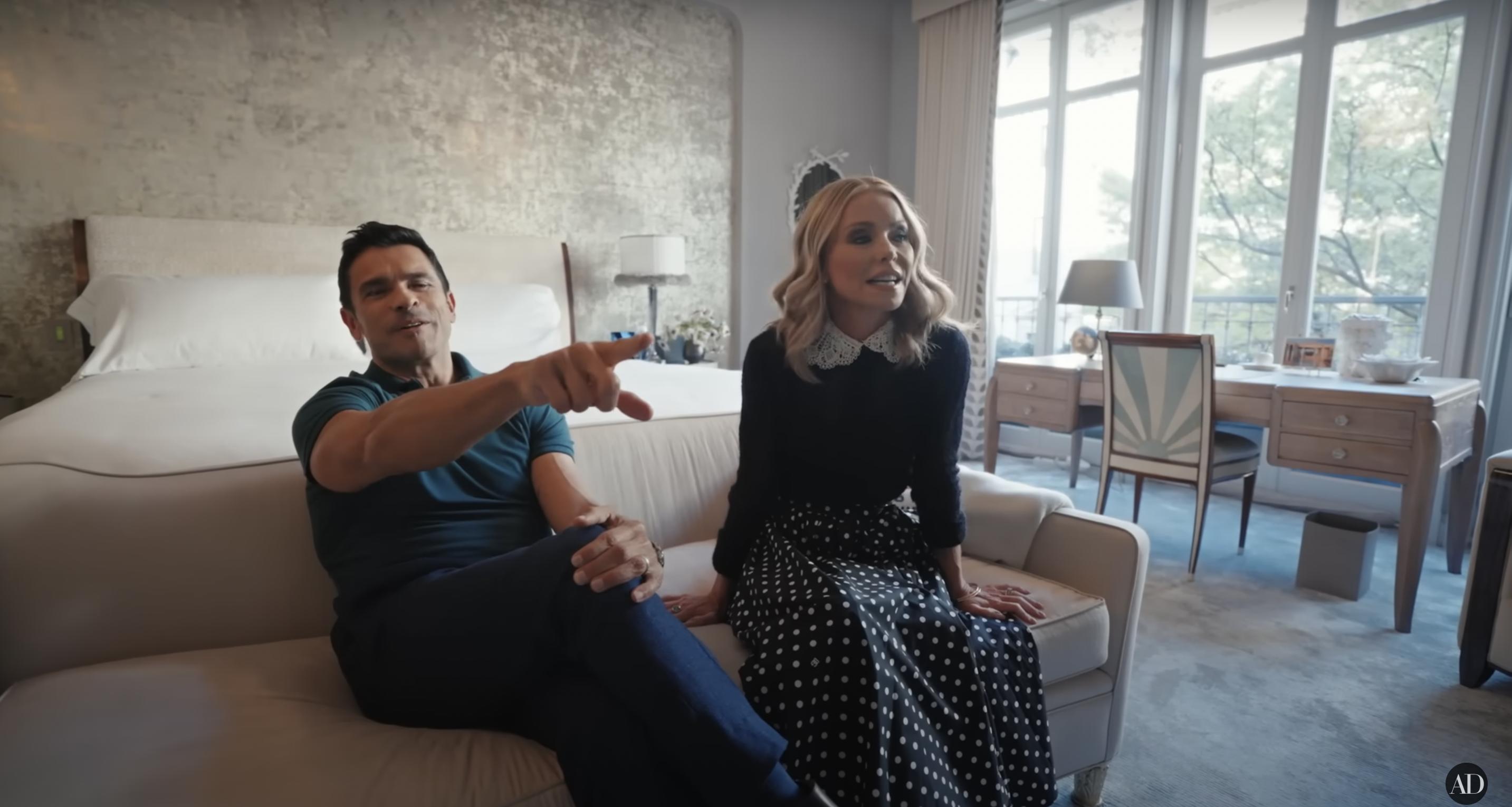 Kelly Ripa and Mark Consuelos in their bedroom, dated December 10, 2024 | Source: YouTube/@Archdigest