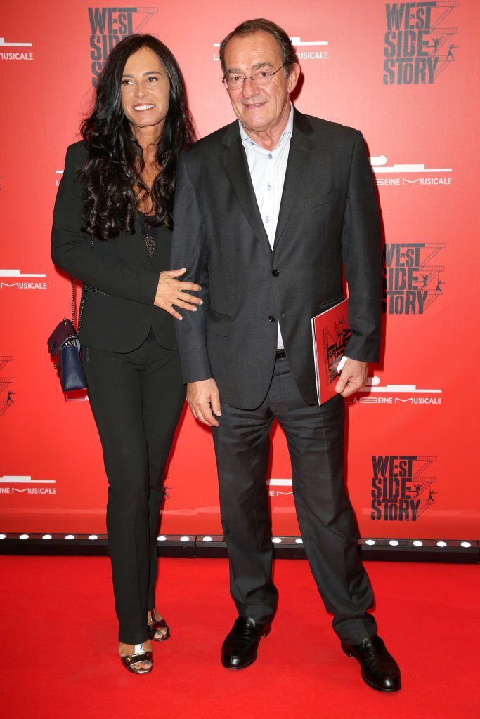 Nathalie Marquay et son mari Jean-Pierre Pernaut assistent à "West Side Story" à La Seine Musicale le 16 octobre 2017. | Photo : Getty Images
