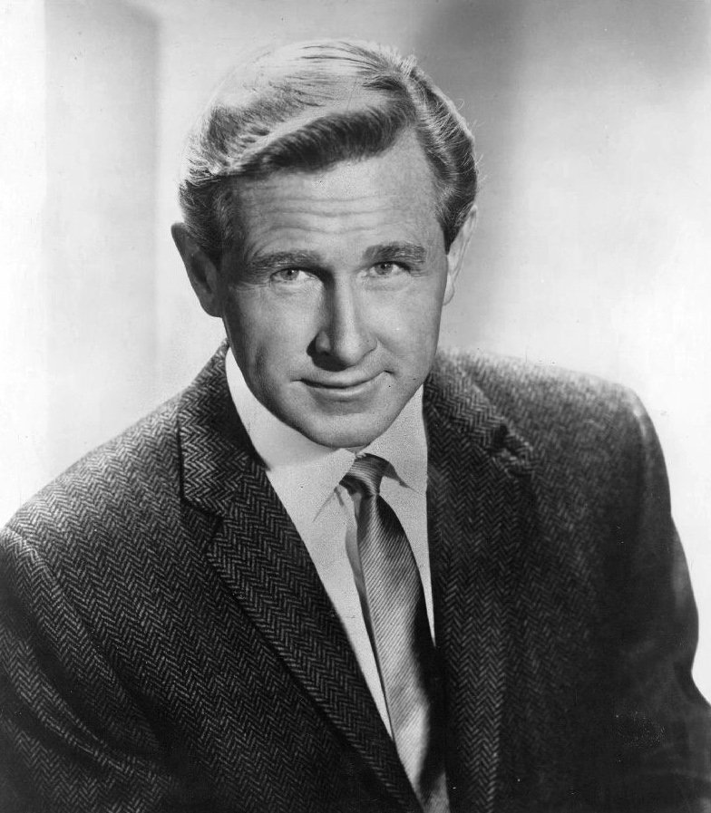 Publicity photo of Lloyd Bridges from 1966 | Photo: Wikimedia Commons Images