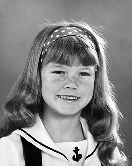 Publicity photo of Suzanne Crough promoting the 1970 premiere of "The Partridge Family" | Photo: Wikimedia Commons