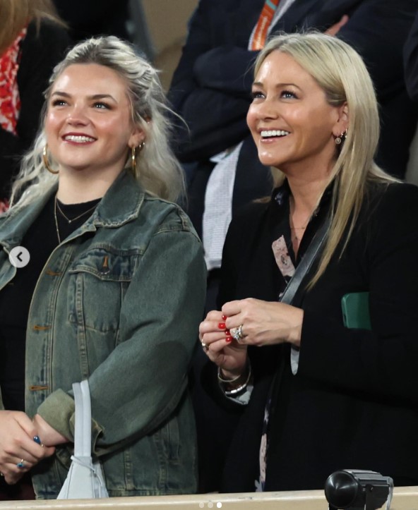Ella Stiller and Christine Taylor at the quarter-final during day 10 of the French Open Grand Slam tennis tournament at Roland Garros Stadium on June 4, 2024, in Paris, France | Source: Instagram/justjared