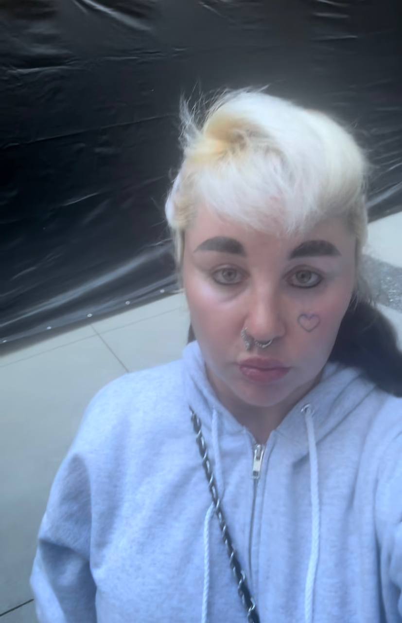 Amanda Bynes from a social media story dated September 10, 2025. | Source: Instagram/amandapandapandapanda1