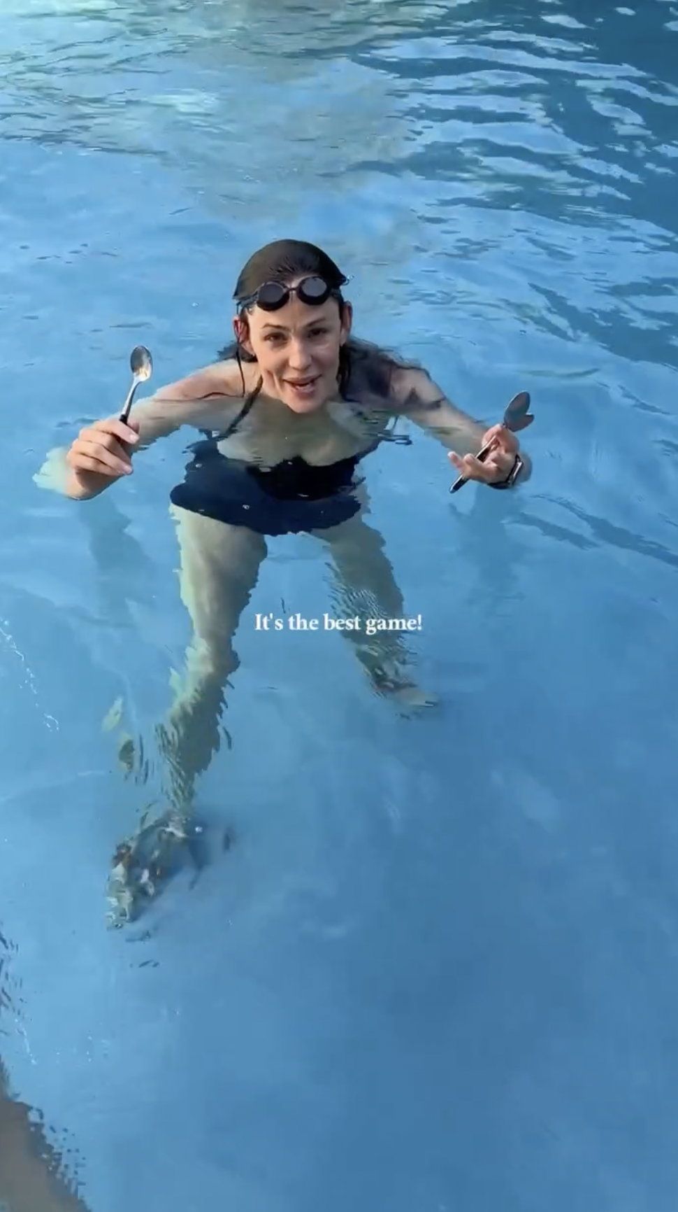 A view of Jennifer Garner's pool area from a post July 8, 2024. | Source: Instagram/jennifer.garner