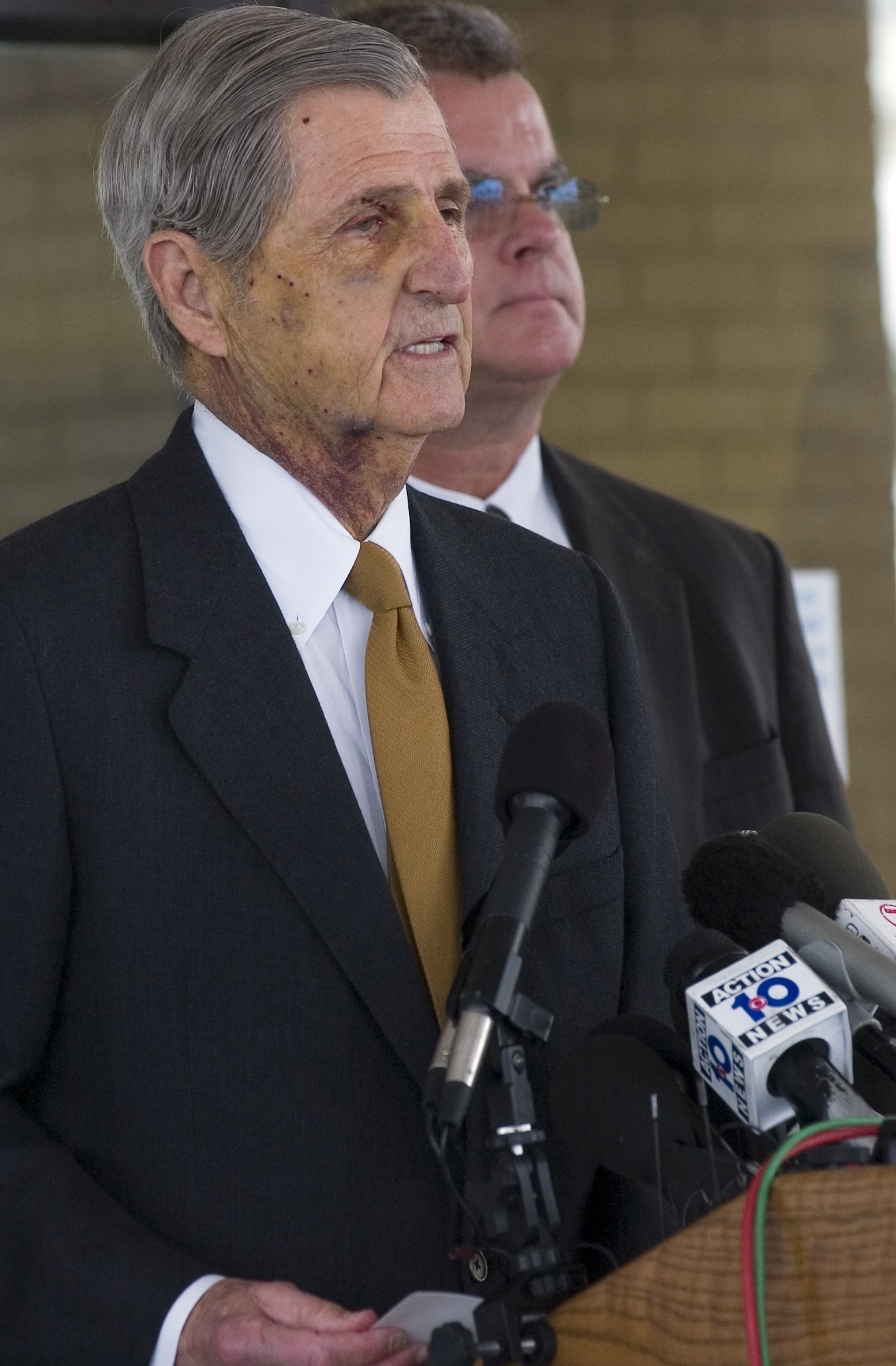Harry Whittington, the man wounded by Vice President Dick Cheney in a hunting accident, speaks to the media | Source: Getty Images