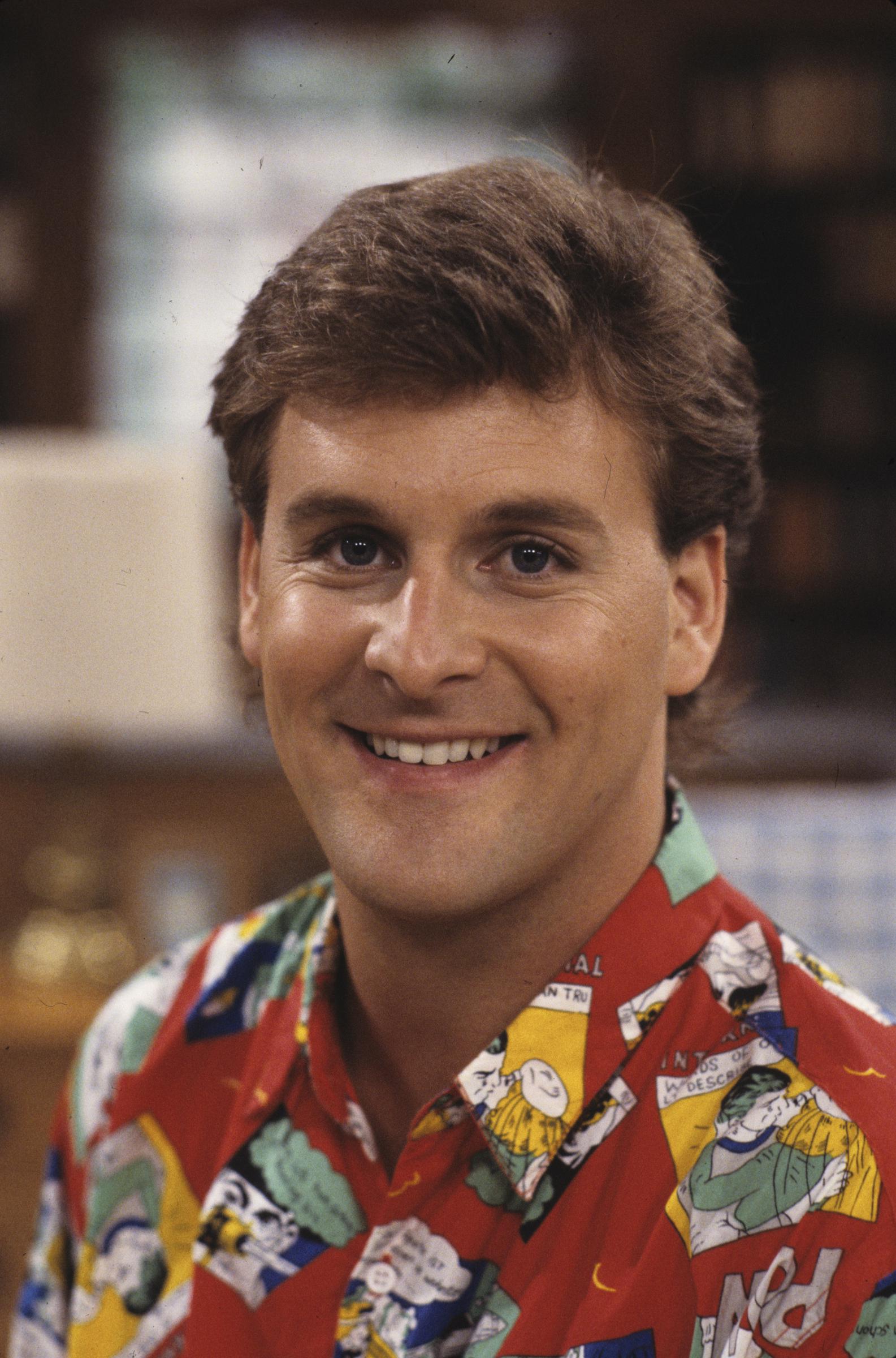 Dave Coulier on the set of "Full House," 1987 | Source: Getty Images