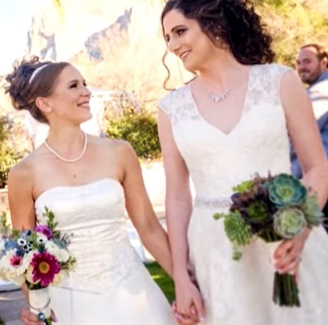 Samantha y Laura.| Imagen tomada de: YouTube/Daily Mail Tv Samantha y Laura.| Imagen tomada de: YouTube/Daily Mail Tv