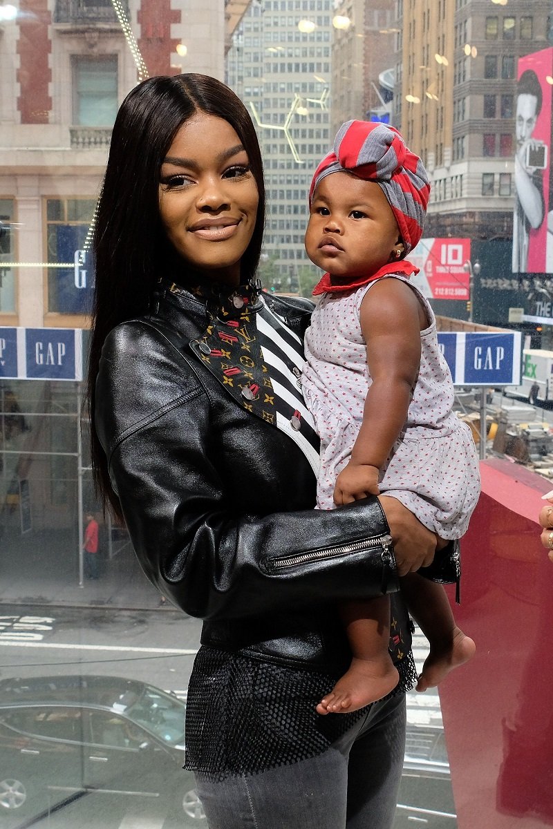 Teyana Taylor and Iman "Junie" Shumpert visiting "Extra" at their New York studios at H&M in Times Square, New York City in September 2016. I Image: Getty Images. 