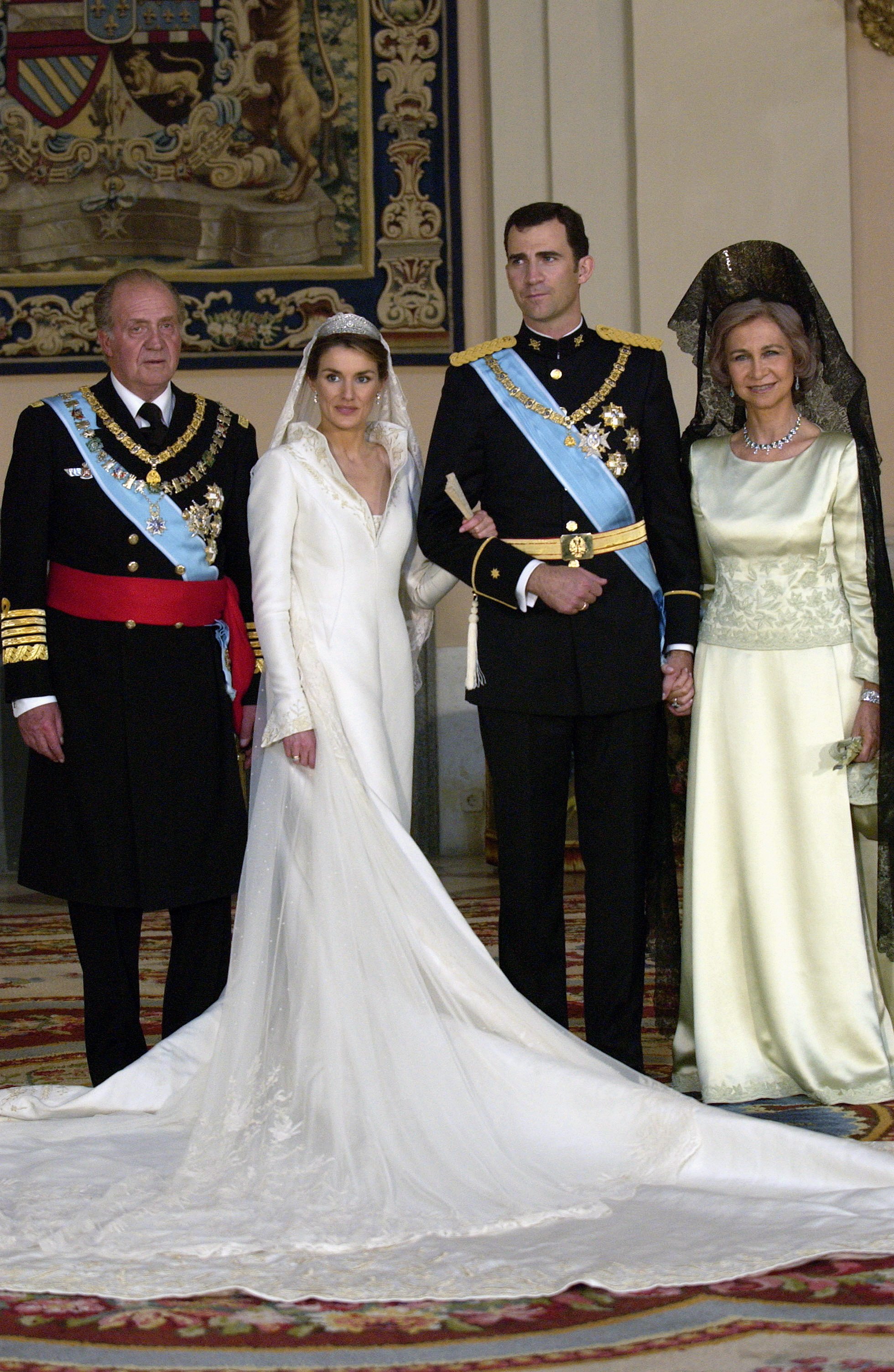 Crown Prince Felipe Of Spain, and His Bride Crown Princess Letizia with his Parents King Juan Carlos Of Spain And Queen Sofia In The Royal Palace. | Source: Getty Images