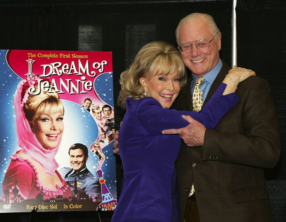 "I Dream of Jeannie" main stars Barbara Eden and Larry Hagman. I Image: Getty Images.