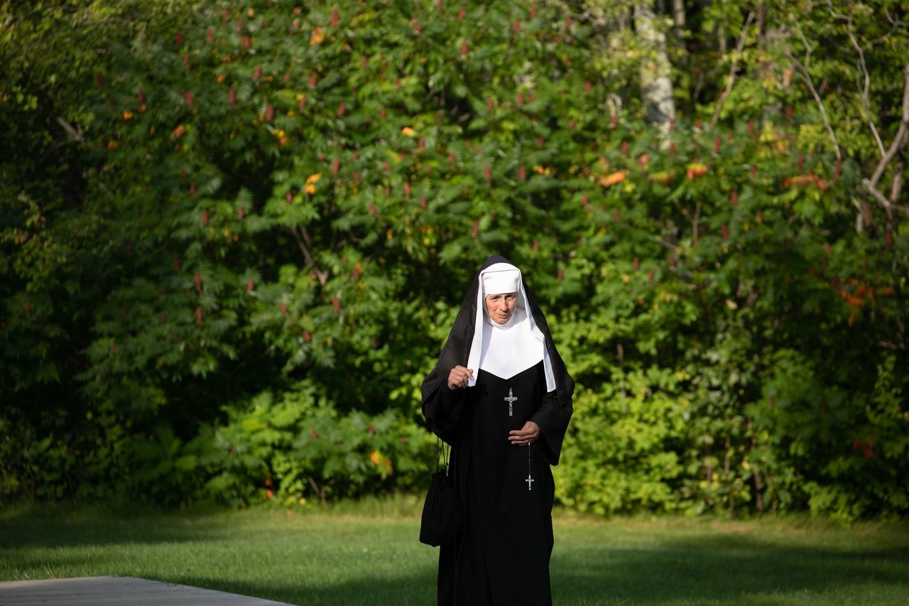 Photo of a Nun | Photo: Pexels