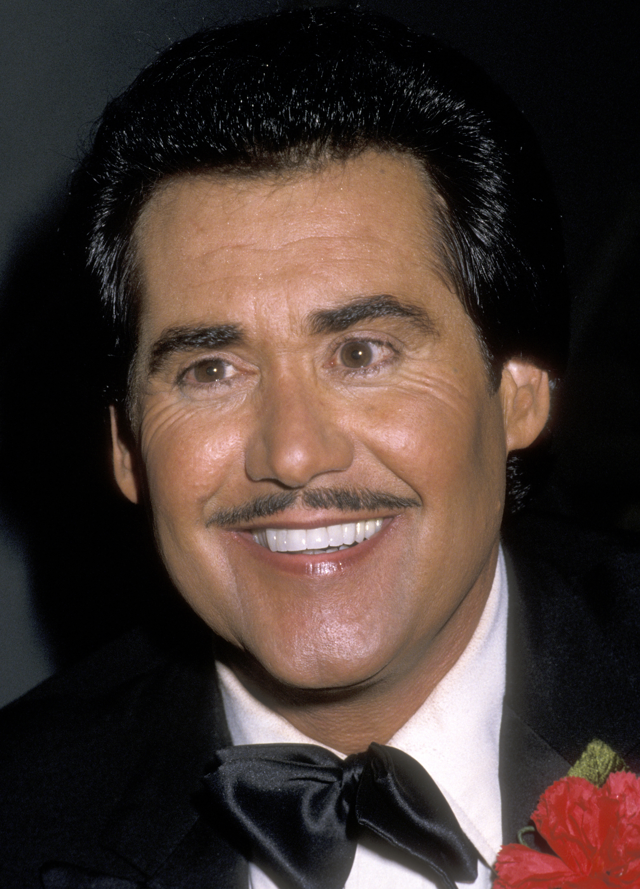 Wayne Newton at the 35th Annual New York City and Eighth Annual Network United Cerebral Palsy Telethon on January 18, 1986 in New York City | Source: Getty Images