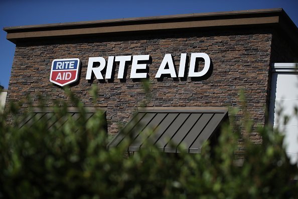 The Rite Aid log is displayed on the exterior of a Rite Aid pharmacy on September 26, 2019 in San Rafael, California | Photo: Getty Images