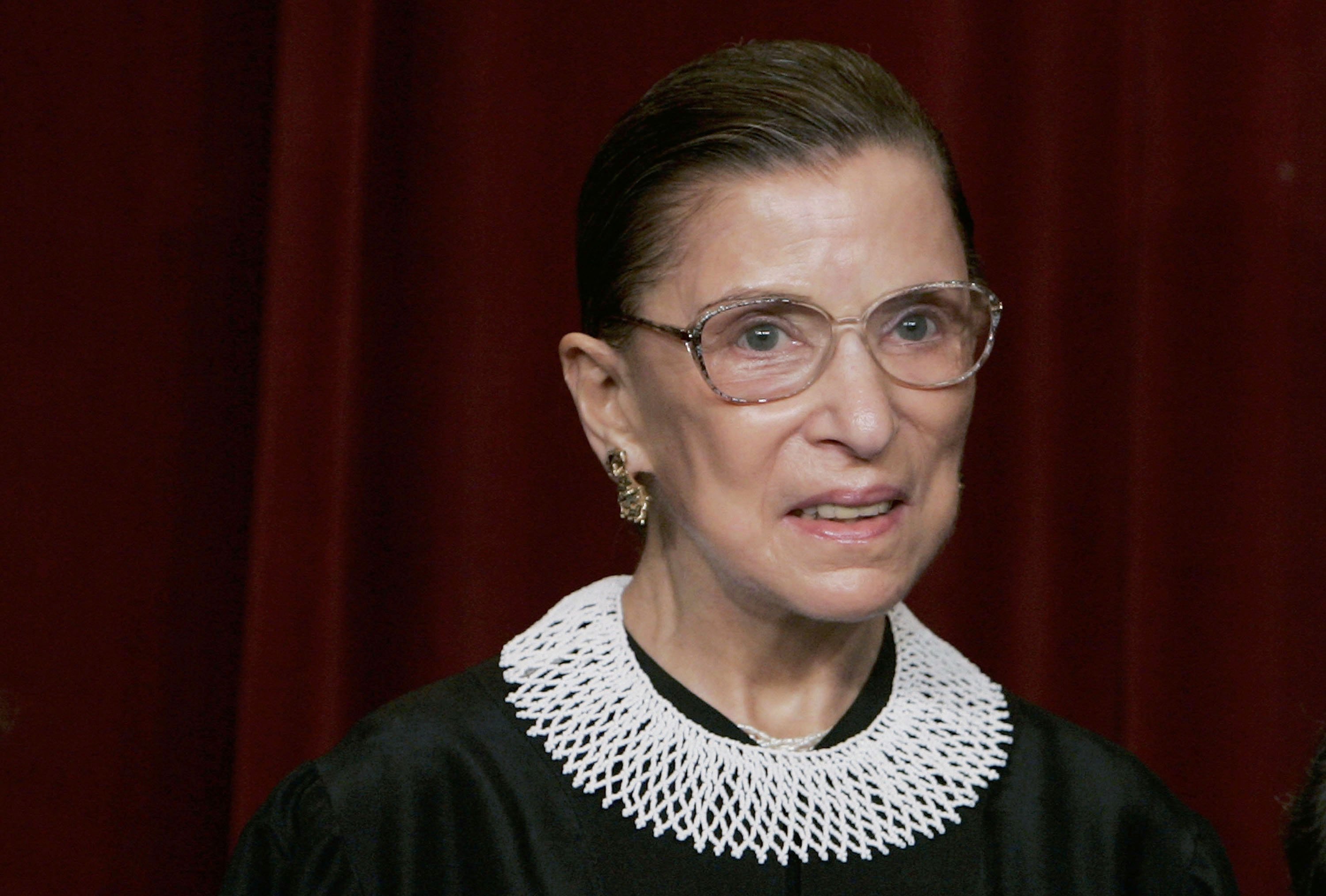 Supreme Court Justice Ruth Bader Ginsburg at a photo session with photographers at the U.S. Supreme Court March 3, 2006 in Washington DC | Photo: Getty Images