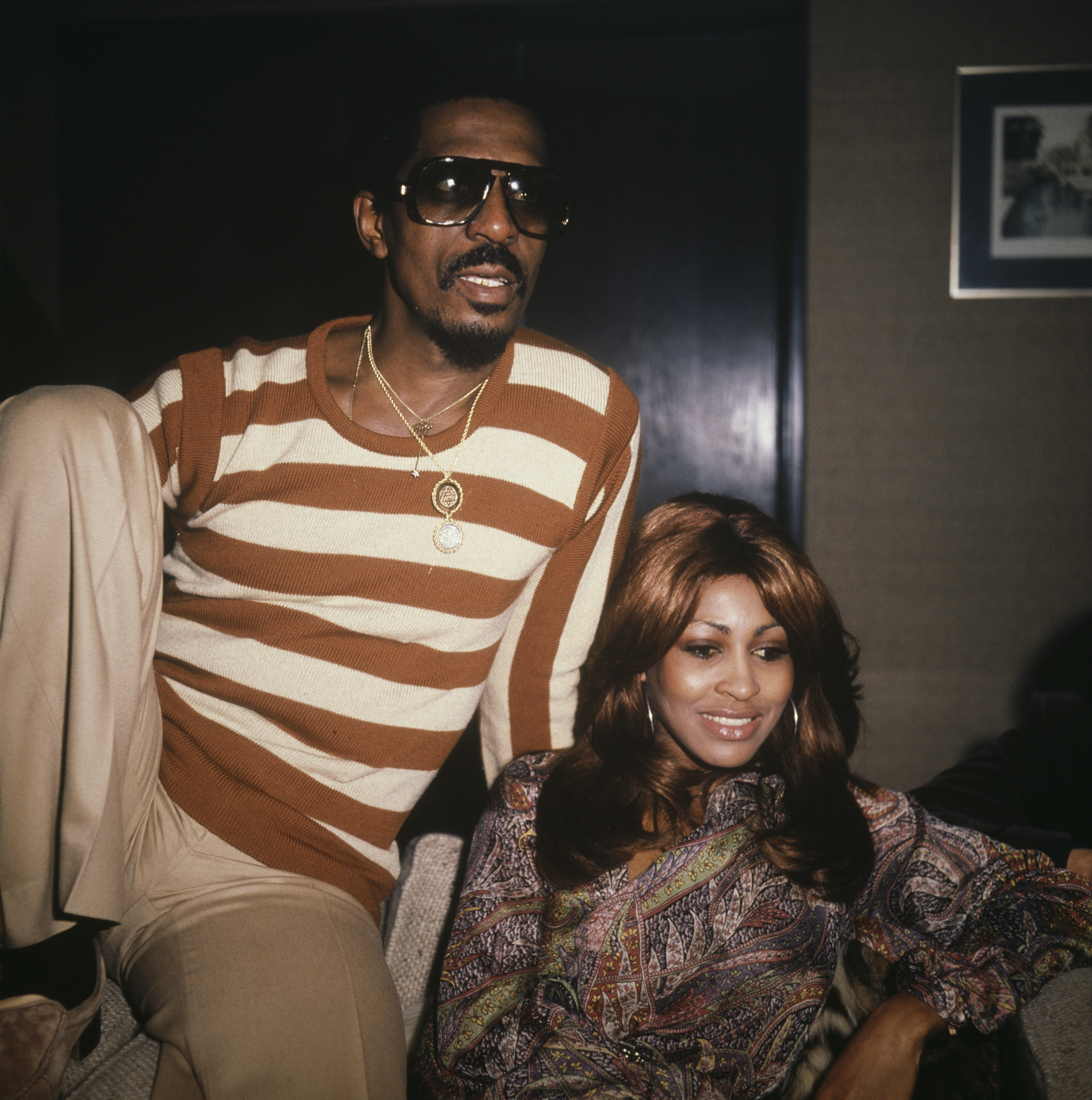 Ike and Tina Turner at a press interview in London, 1975 | Source: Getty Images