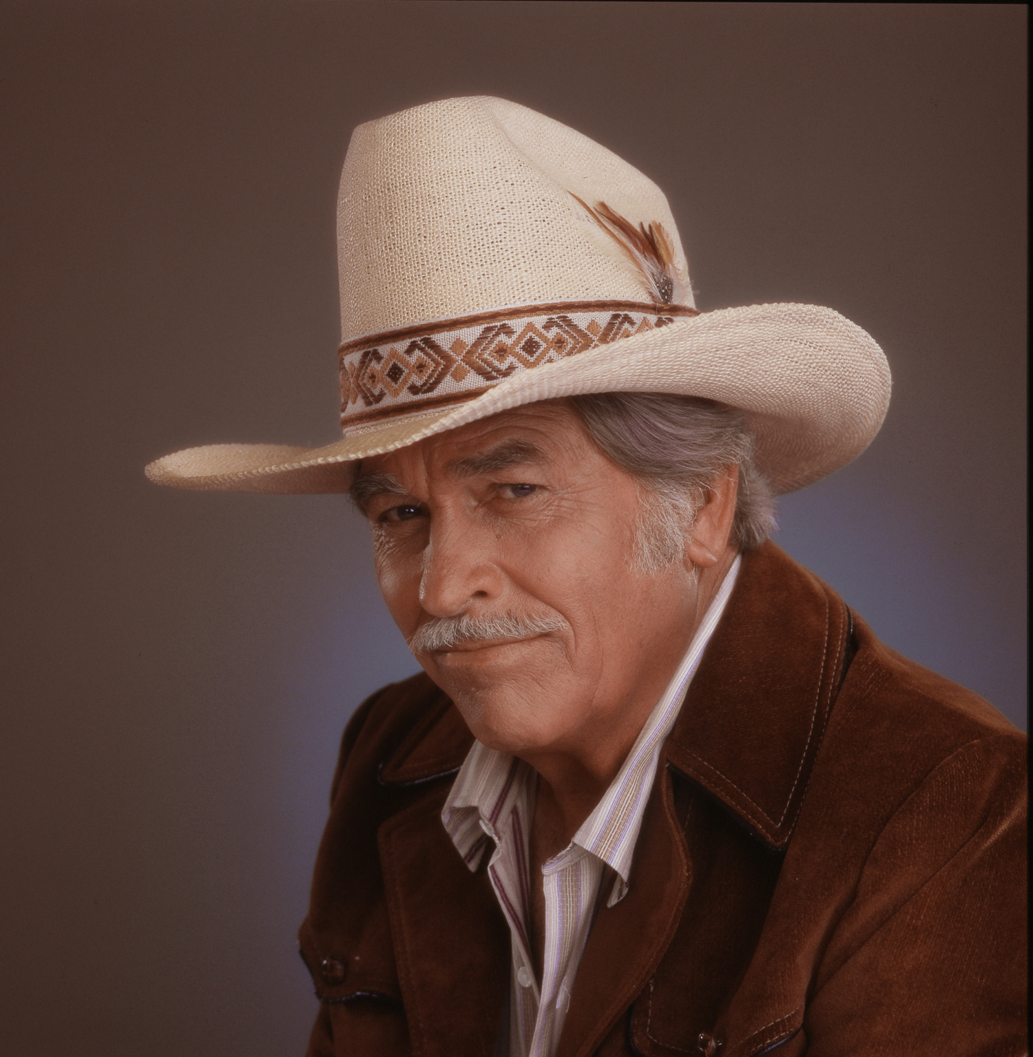 American actor Howard Keel as Clayton Farlow on the nighttime soap opera 'Dallas,' circa July 5, 1984. | Source: Getty Images