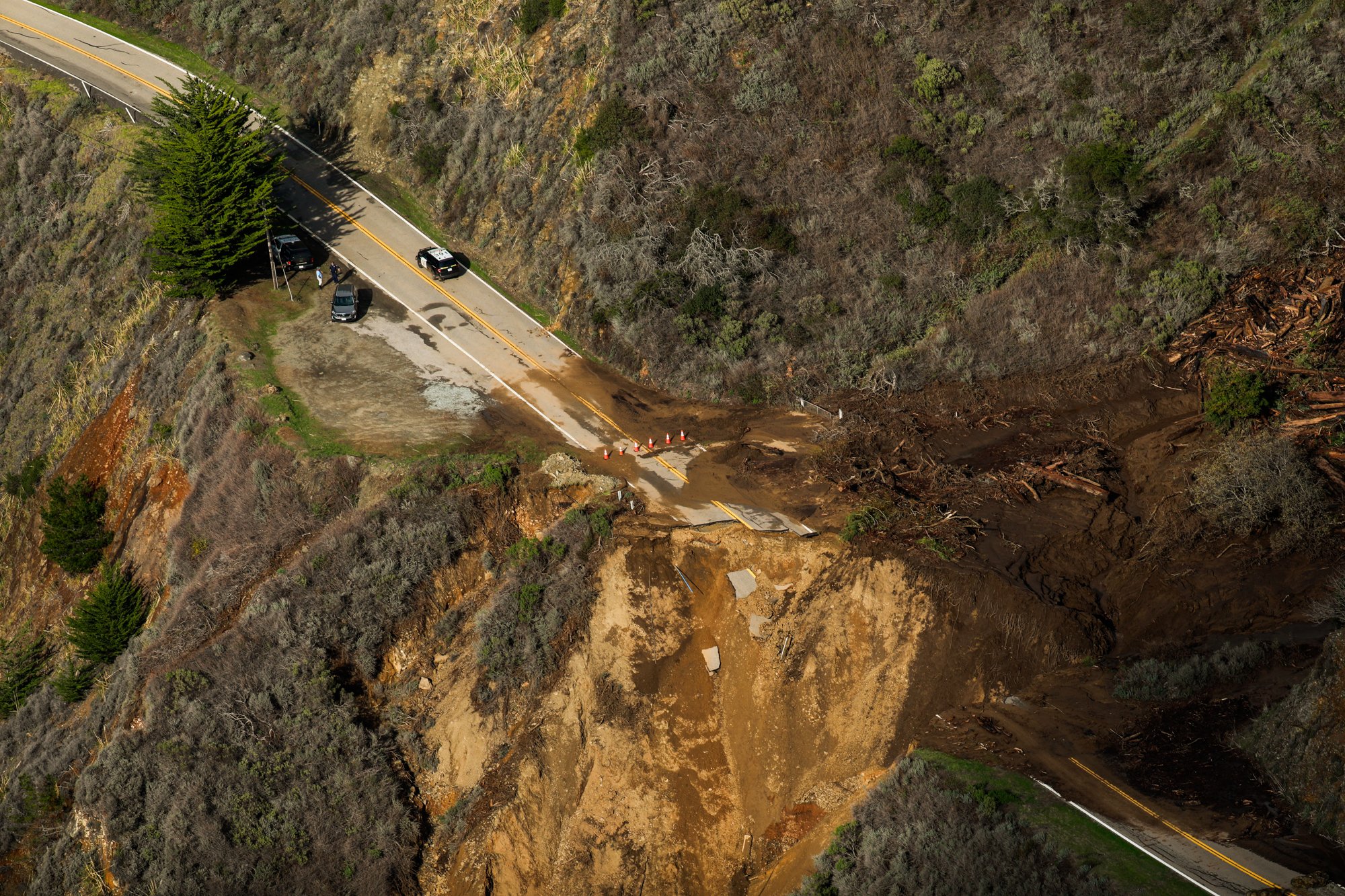 Highway collapsed under floods, 29 January, 2021. |Photo: Getty Images. 