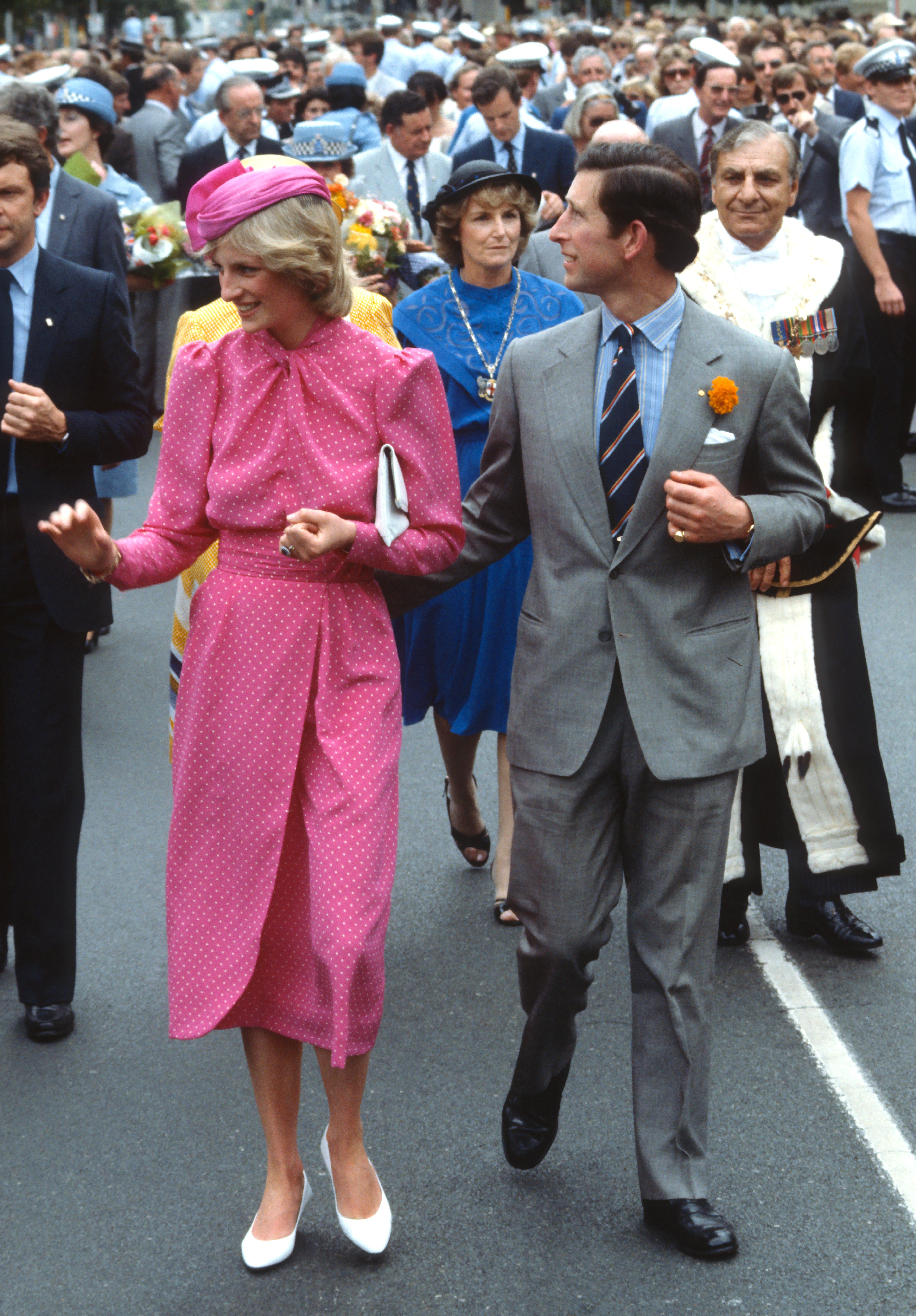 King Charles III and Princess Diana during a walkabout on April 7, 1983, in Perth, Australia. | Source: Getty Images