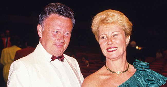 Philippe Bouvard et sa femme. | Photo : Getty Images