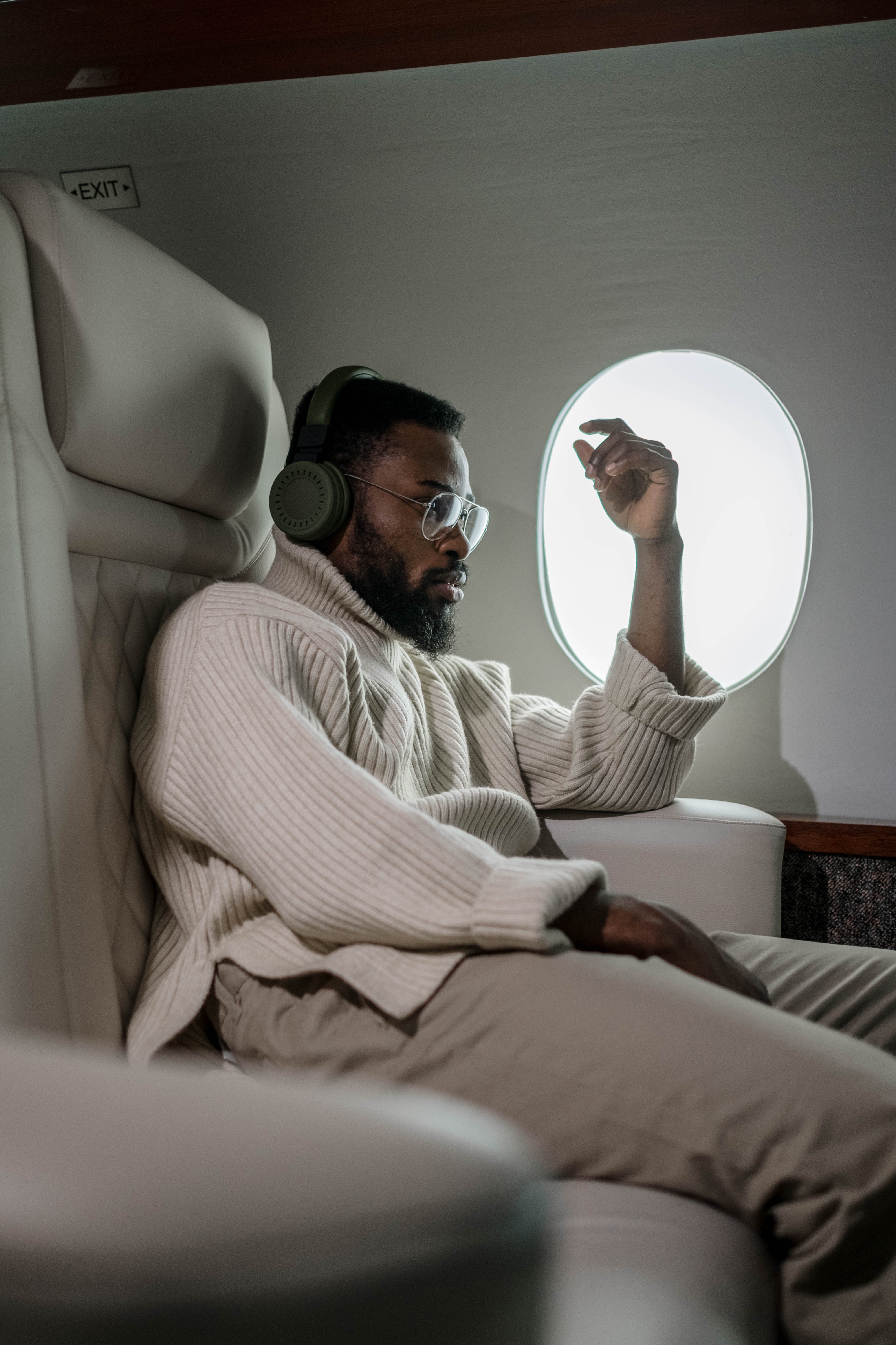 A man in business class | Source: Pexels